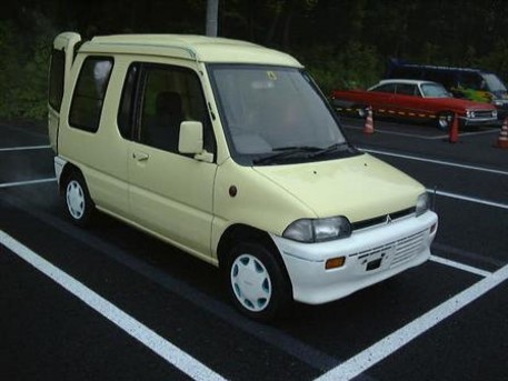 1992 Mitsubishi Minica Toppo