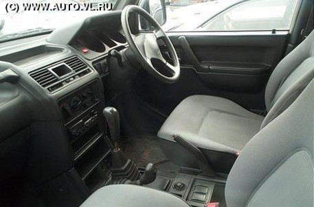 1999 Mitsubishi Pajero