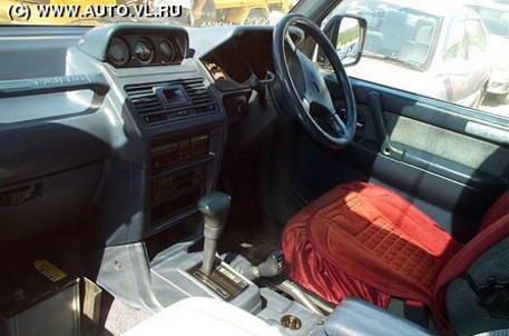 1998 Mitsubishi Pajero