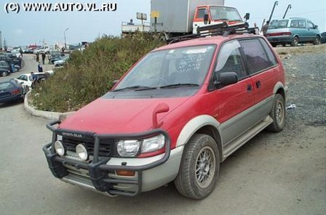 1993 Mitsubishi RVR