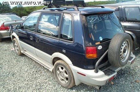 1996 Mitsubishi RVR