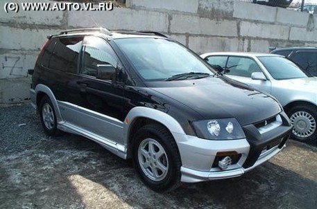 1997 Mitsubishi RVR