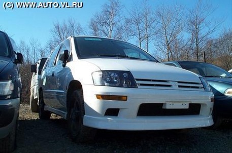 2000 Mitsubishi RVR