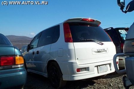 2000 Mitsubishi RVR