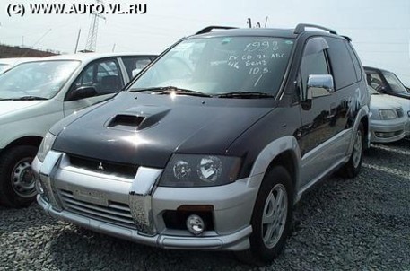 1998 Mitsubishi RVR