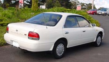 1991 Nissan Bluebird