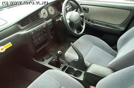 1998 Nissan Bluebird