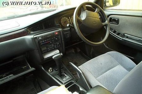 1996 Nissan Bluebird