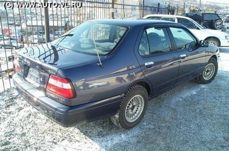 1996 Nissan Bluebird