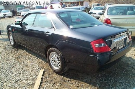 2001 Nissan Cedric