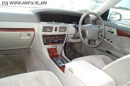 2001 Nissan Cedric