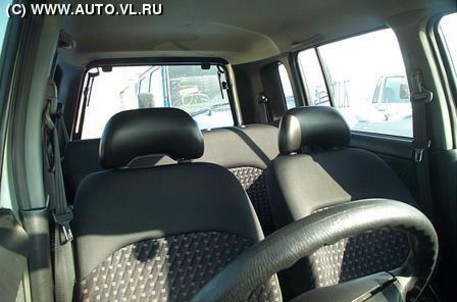 2000 Nissan Cube