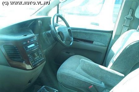 1999 Nissan Elgrand