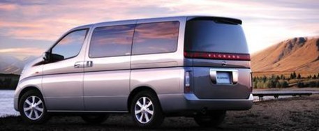 2002 Nissan Elgrand