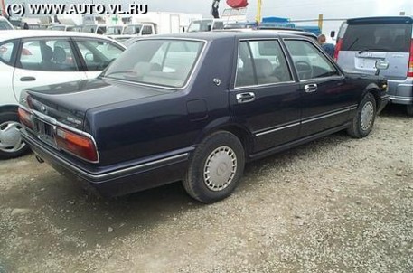 1995 Nissan Gloria