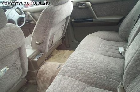 1998 Nissan Gloria