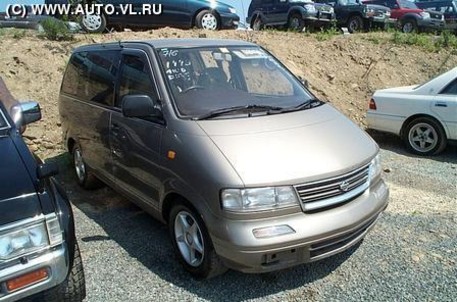 1995 Nissan Largo