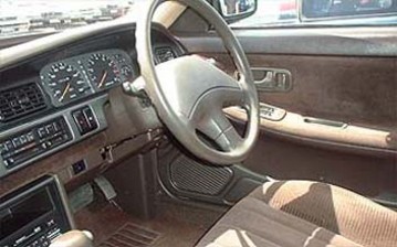 1990 Nissan Laurel