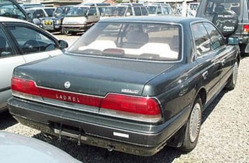 1989 Nissan Laurel