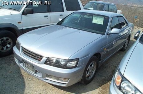 2002 Nissan Laurel