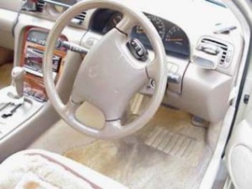 1988 Nissan Leopard