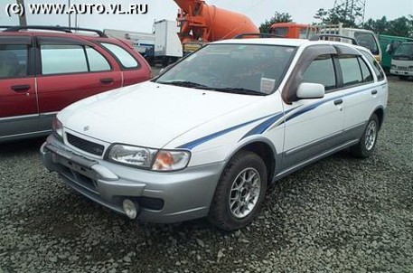 1999 Nissan Lucino