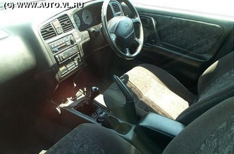 1995 Nissan Primera