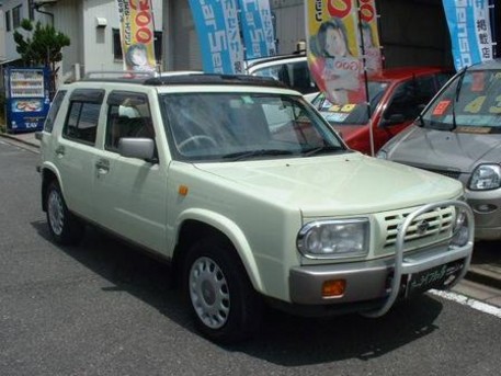 1997 Nissan Rasheen