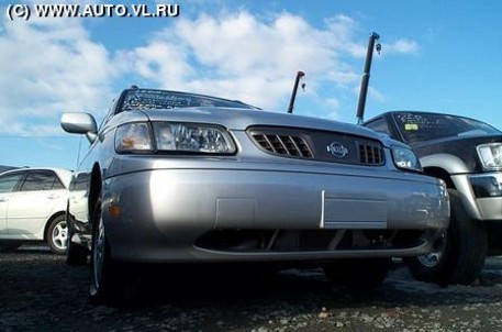2000 Nissan R'nessa
