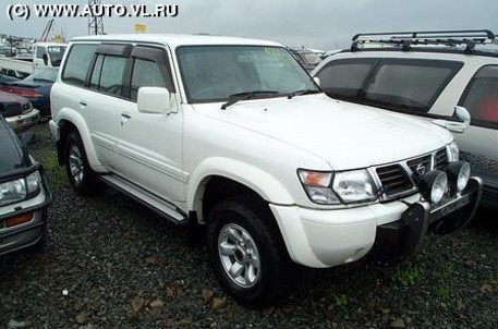 2002 Nissan Safari