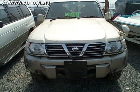 2002 Nissan Safari