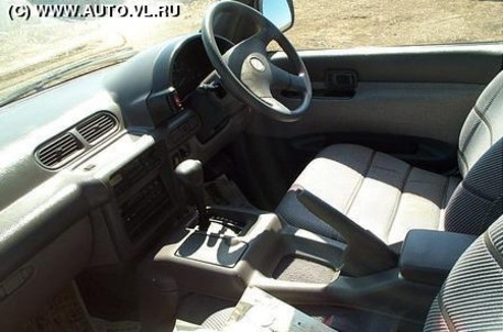 1997 Nissan Serena
