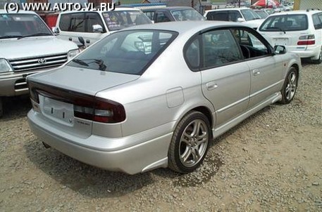 2000 Subaru Legacy B4