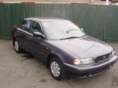 1997 Suzuki Cultus Crescent
