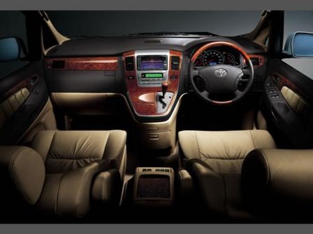 2002 Toyota Alphard