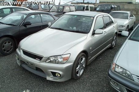 2001 Toyota Altezza