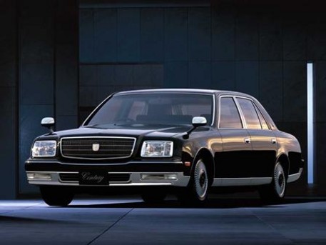 2000 Toyota Century