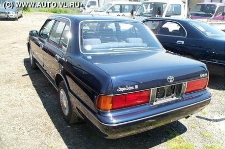 1990 Toyota Crown