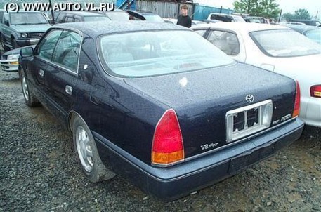 1998 Toyota Crown Majesta