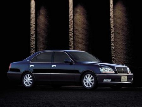 2000 Toyota Crown Majesta