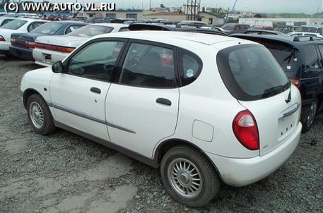 1998 Toyota Duet