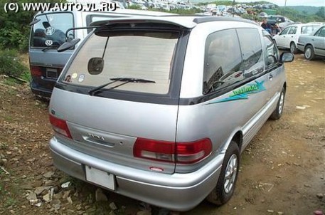 1996 Toyota Estima Emina