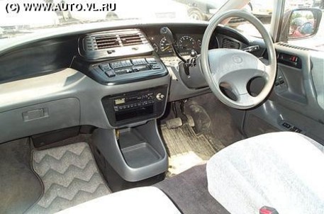 1992 Toyota Estima Lucida