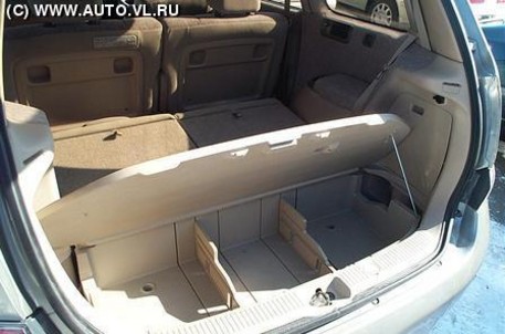 2001 Toyota Gaia