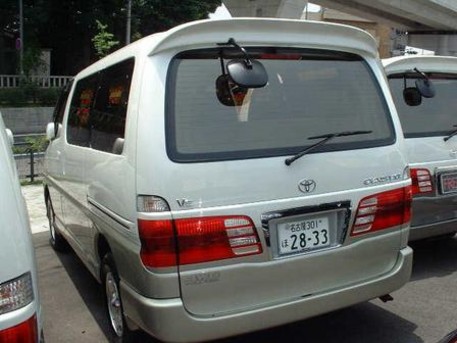 2000 Toyota Grand Hiace