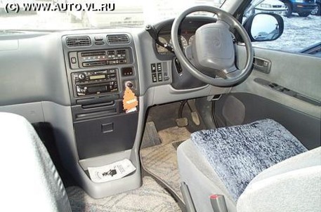 1999 Toyota Granvia