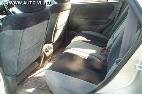 2000 Toyota Harrier