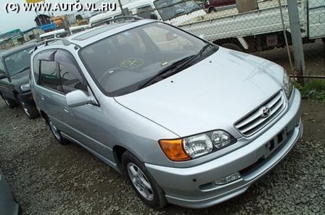 1996 Toyota Ipsum