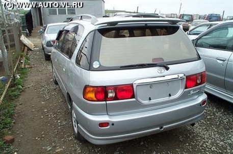 1998 Toyota Ipsum