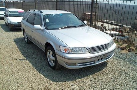 1999 Toyota Mark II Wagon Qualis